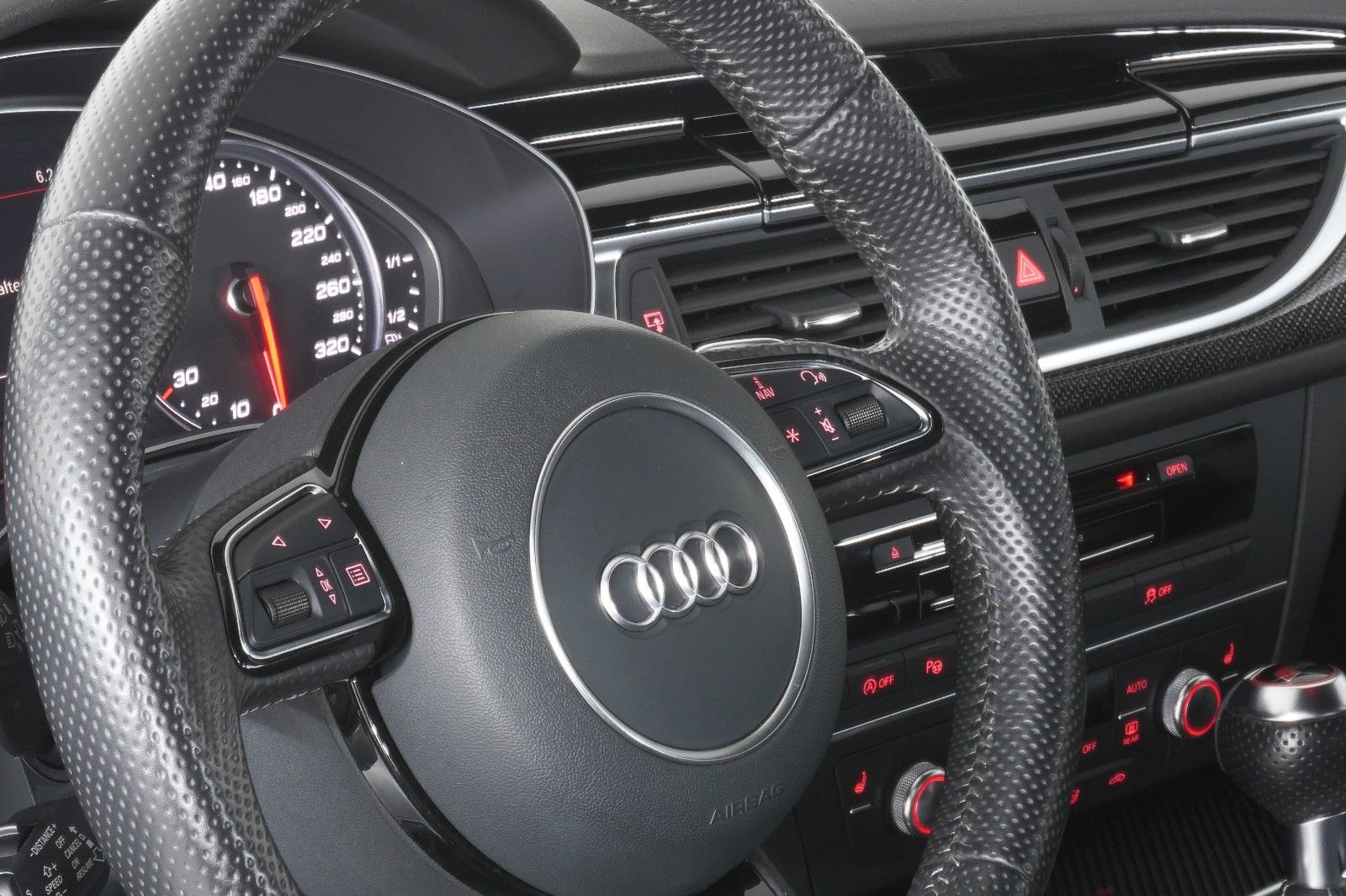 Audi RS6 RS6 B&amp;O Dynamik+ ACC HUD 360°Kamera Pano Carbon