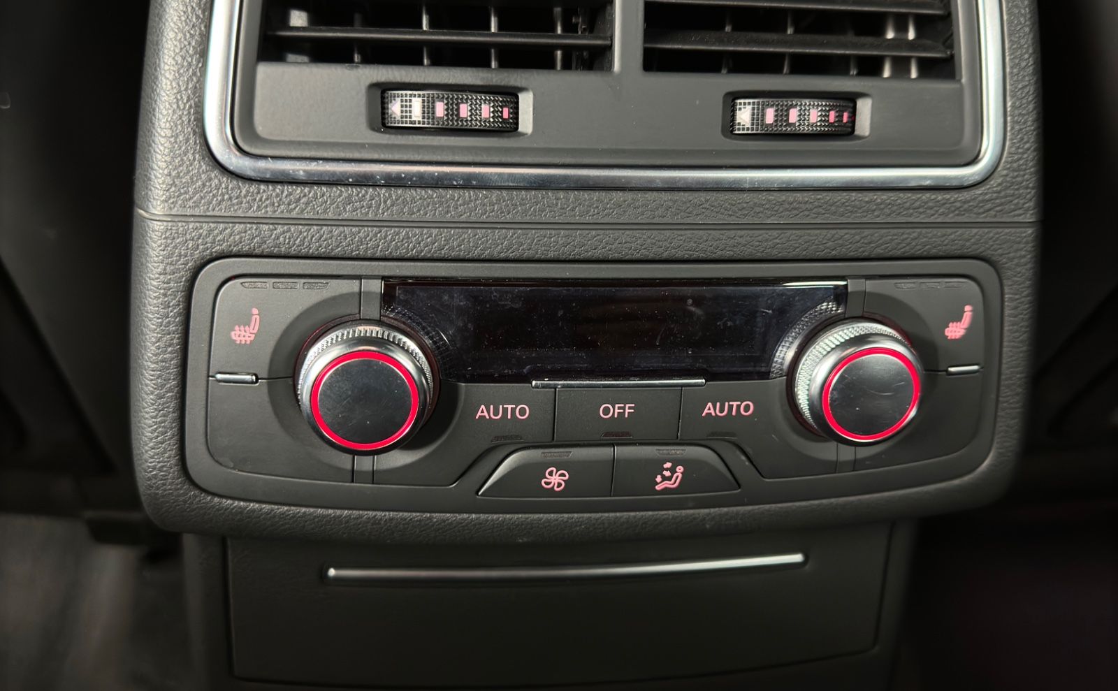 Audi RS6 RS6 B&amp;O Dynamik+ ACC HUD 360°Kamera Pano Carbon