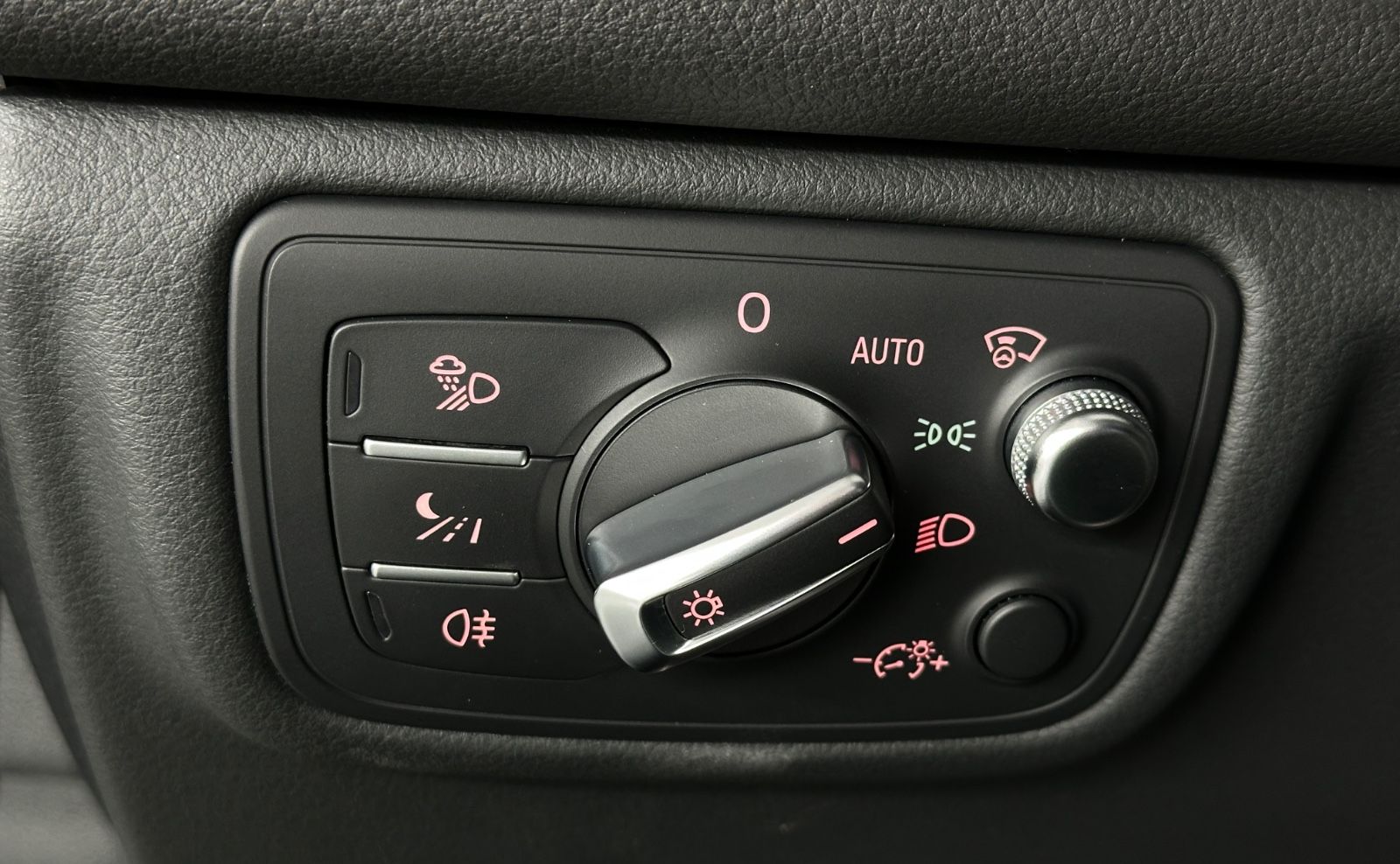 Audi RS6 RS6 B&amp;O Dynamik+ ACC HUD 360°Kamera Pano Carbon