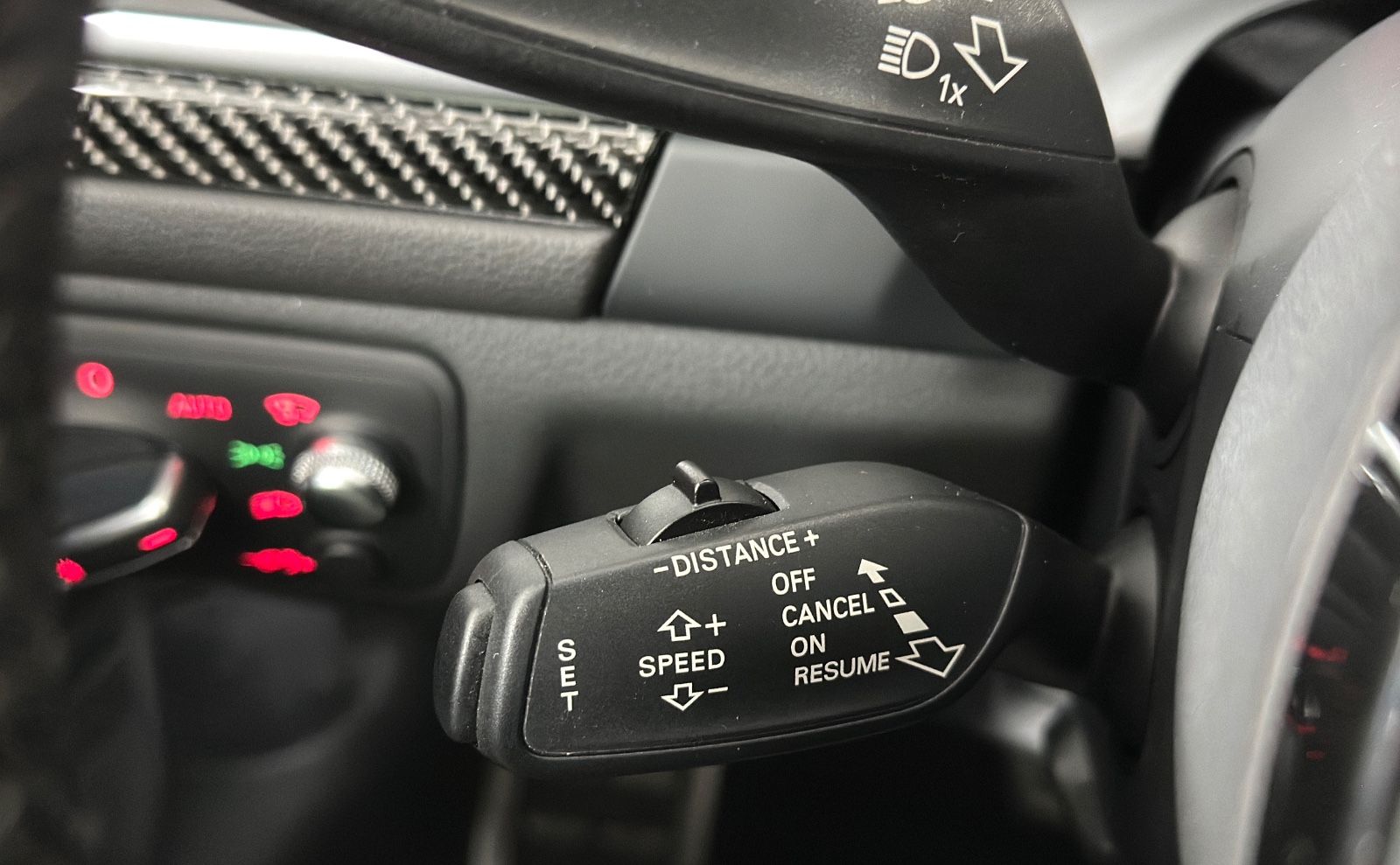 Audi RS6 RS6 B&amp;O Dynamik+ ACC HUD 360°Kamera Pano Carbon