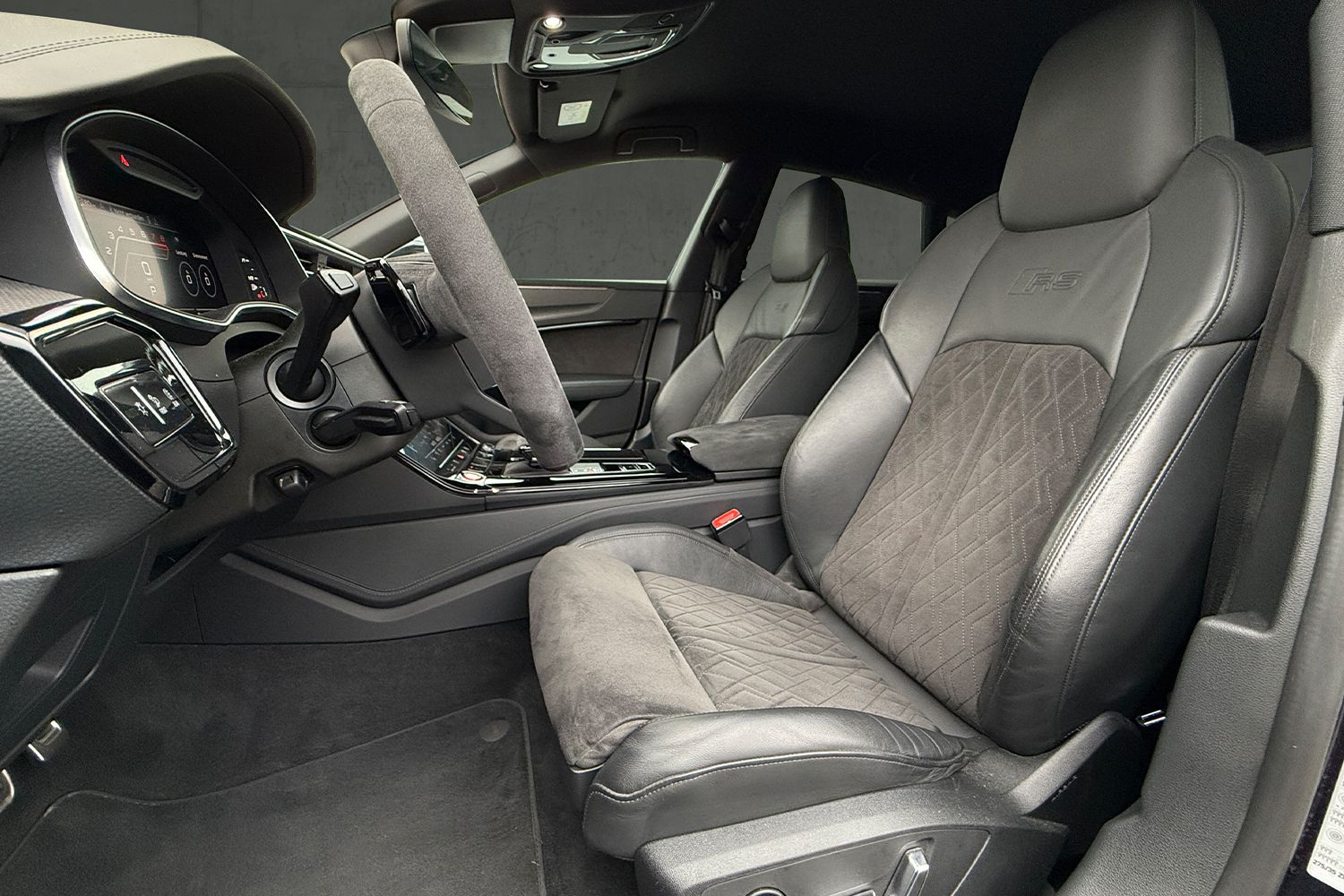 Audi RS7 RS7 °ALL BLACK°CARBON°KERAMIC°MATRIX°LUFT°B&amp;O°
