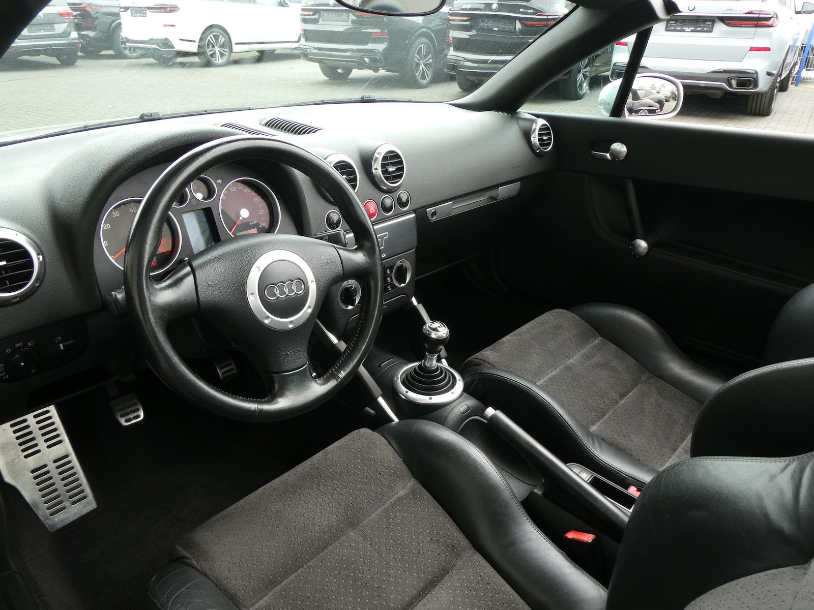Audi TT TT 1.8 T Roadster, TÜV neu, Service neu