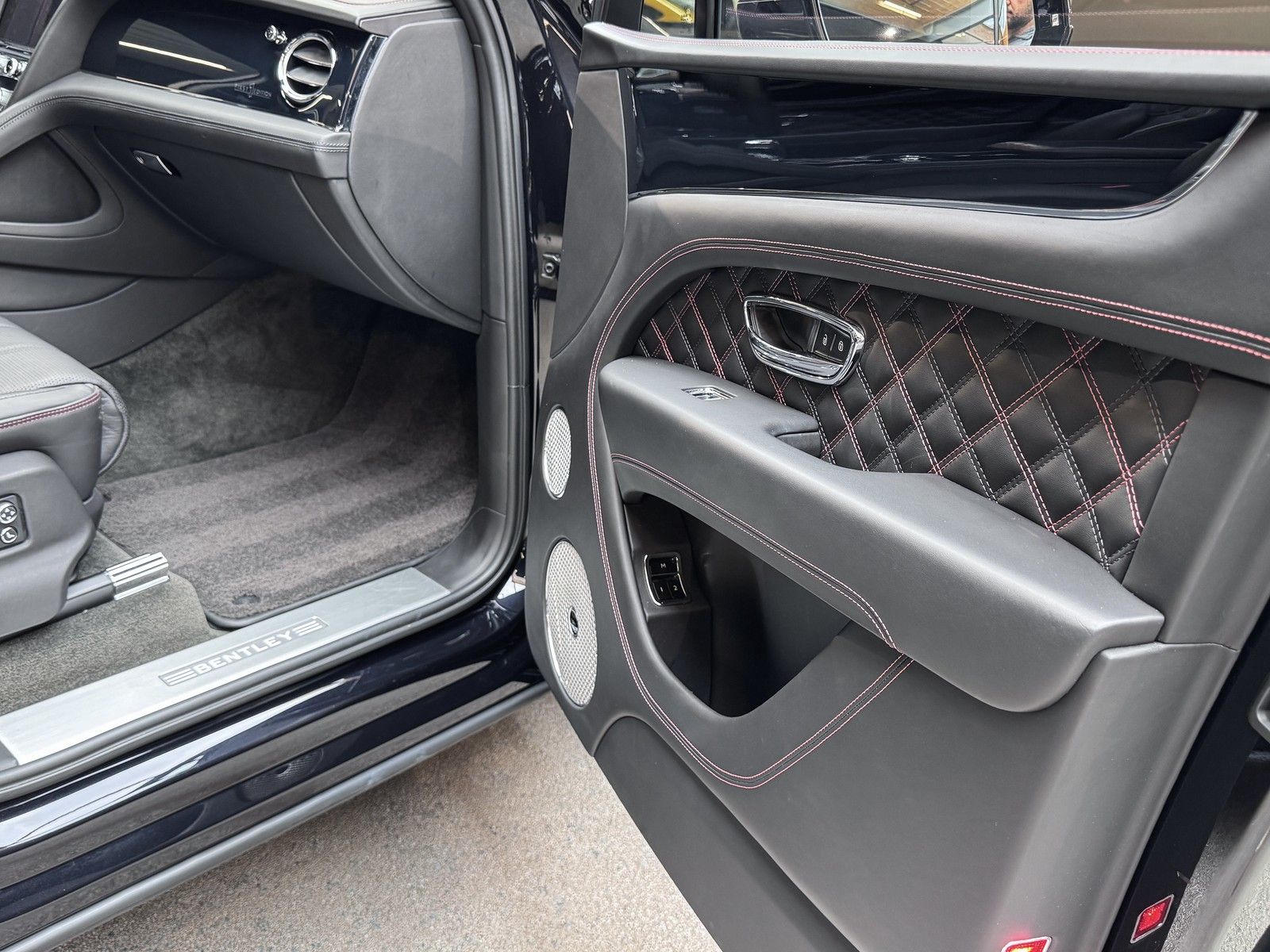 Bentley Bentayga Bentayga First Edition+ Naim
