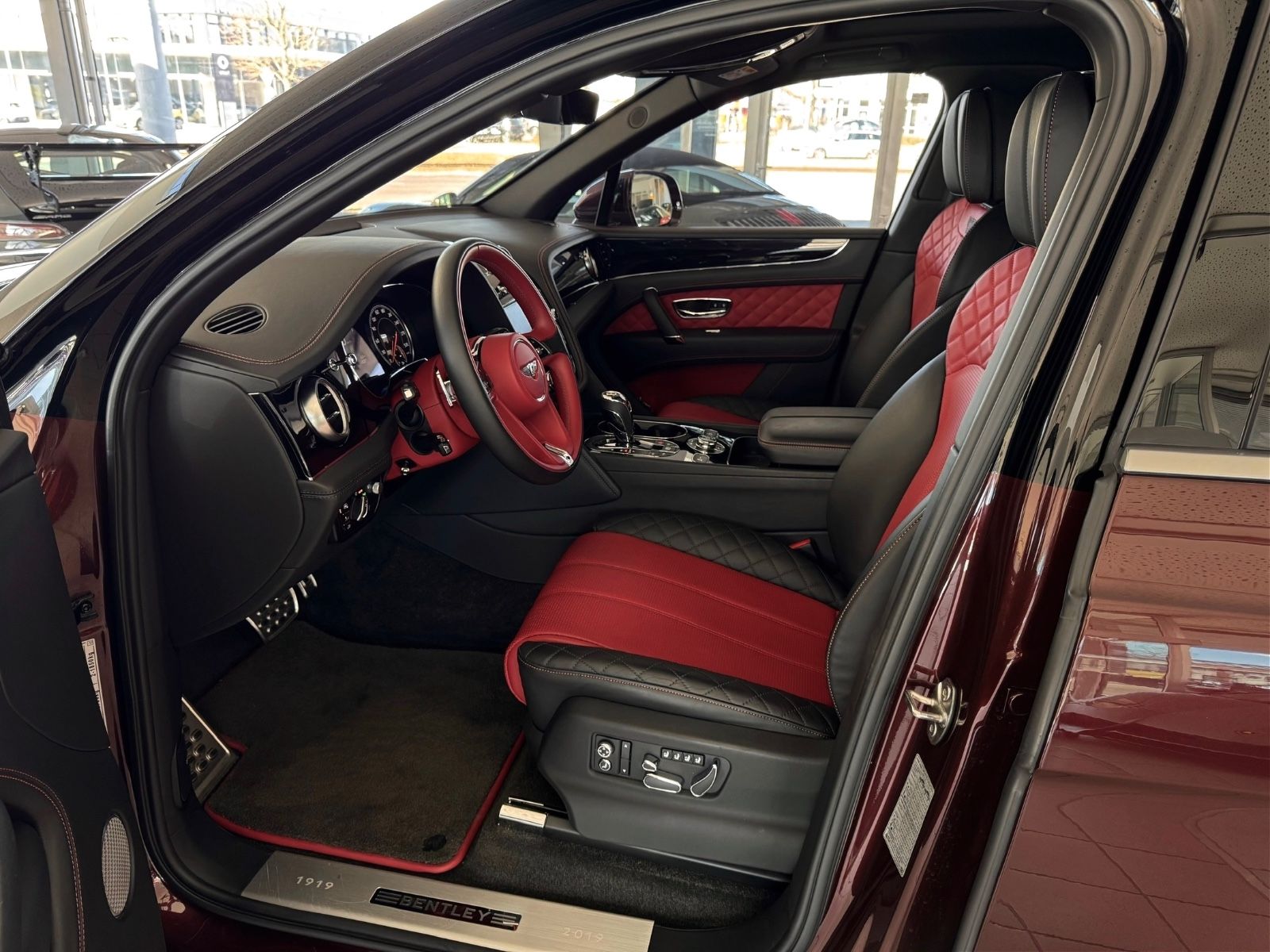 Bentley Bentayga Bentayga V8 Mulliner/Touring/Garantie