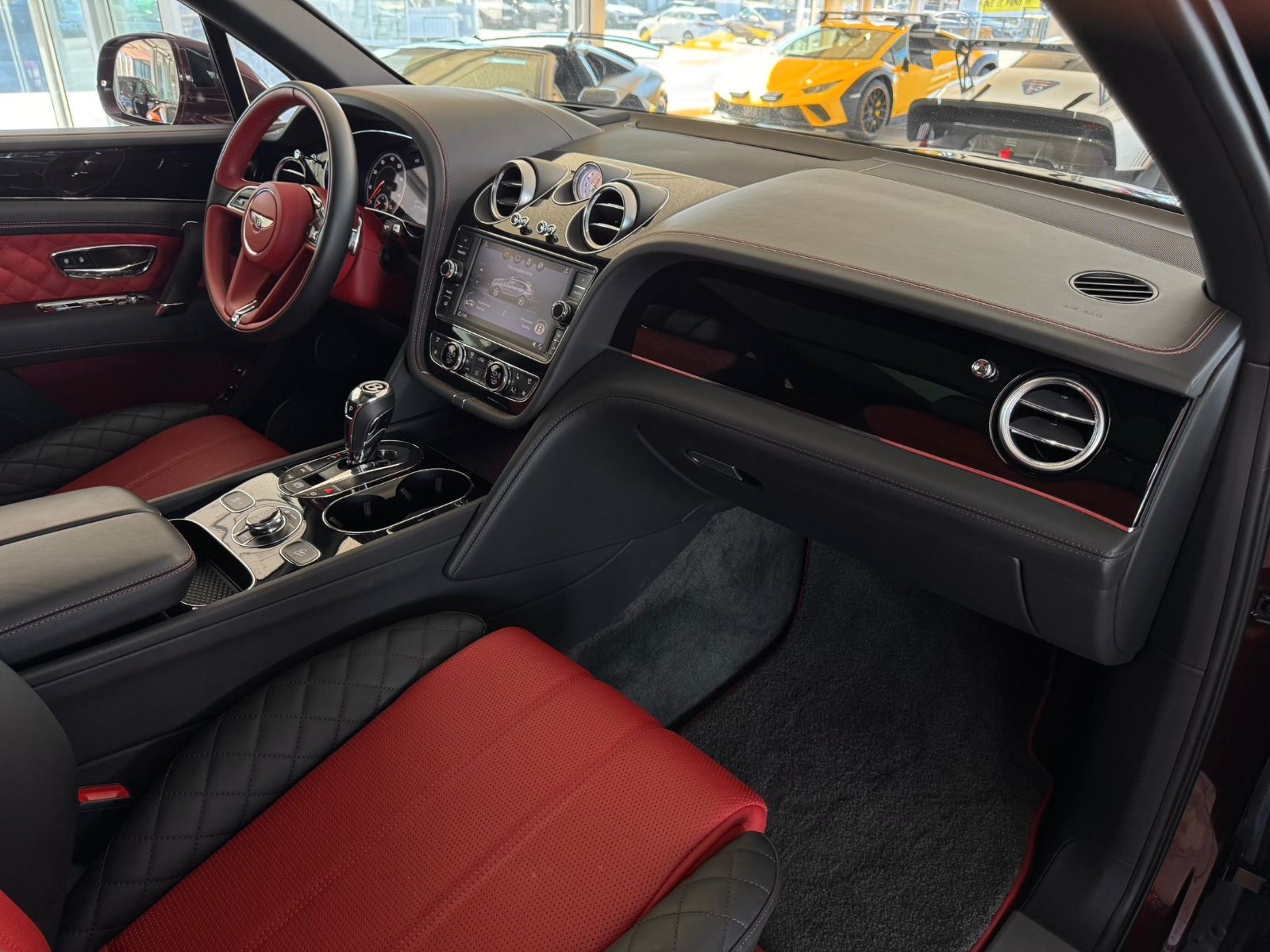 Bentley Bentayga Bentayga V8 Mulliner/Touring/Garantie