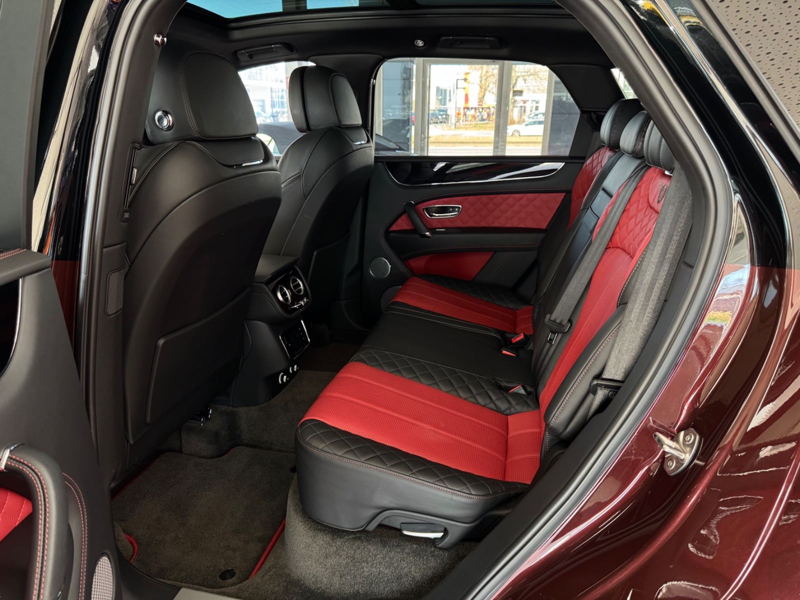 Bentley Bentayga Bentayga V8 Mulliner/Touring/Garantie