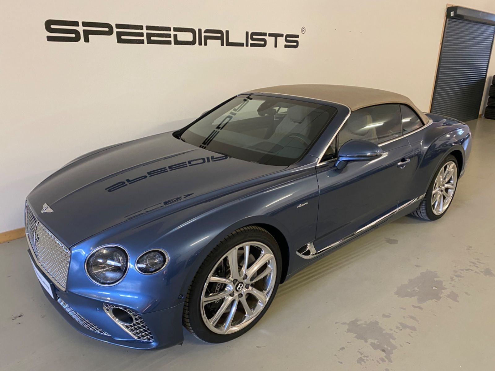 Bentley Continental NEW Continental GT Convertible V8 Azure