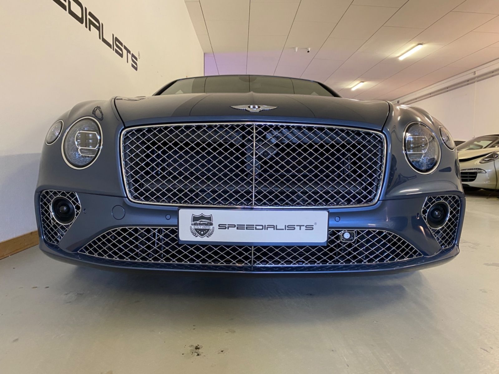 Bentley Continental NEW Continental GT Convertible V8 Azure