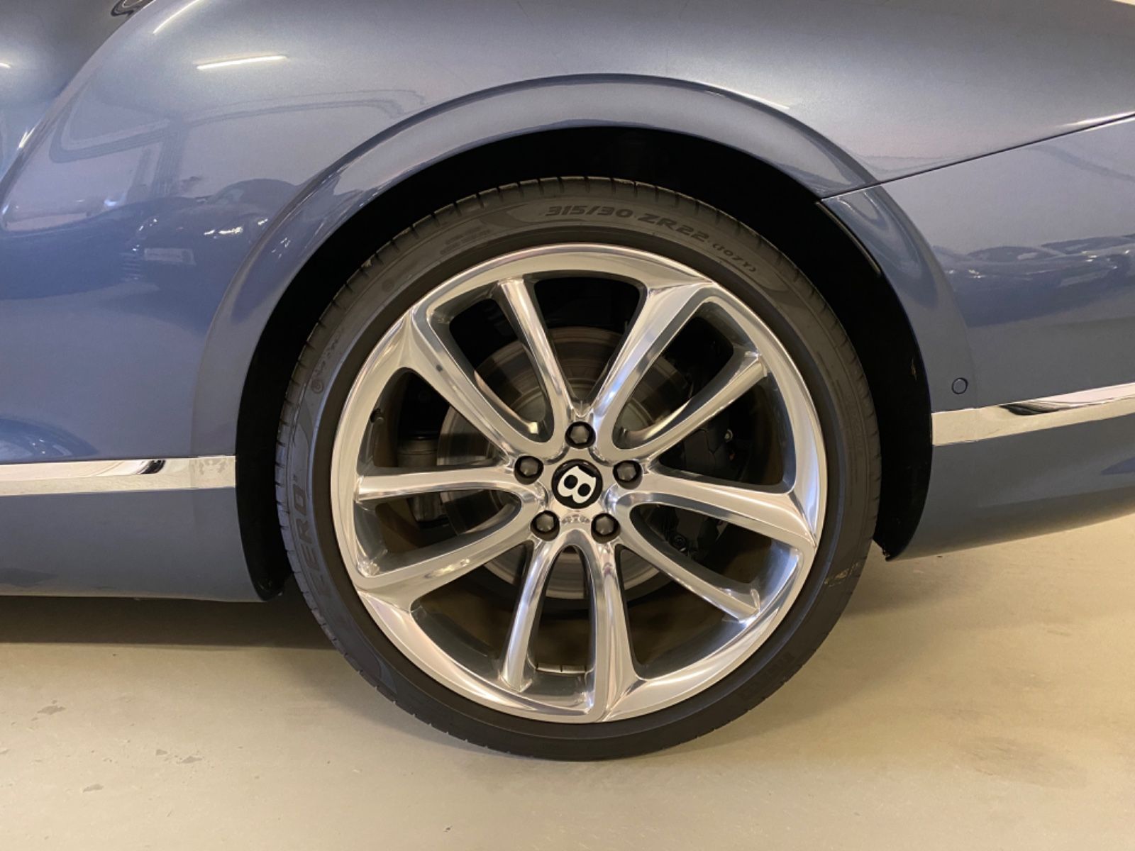 Bentley Continental NEW Continental GT Convertible V8 Azure