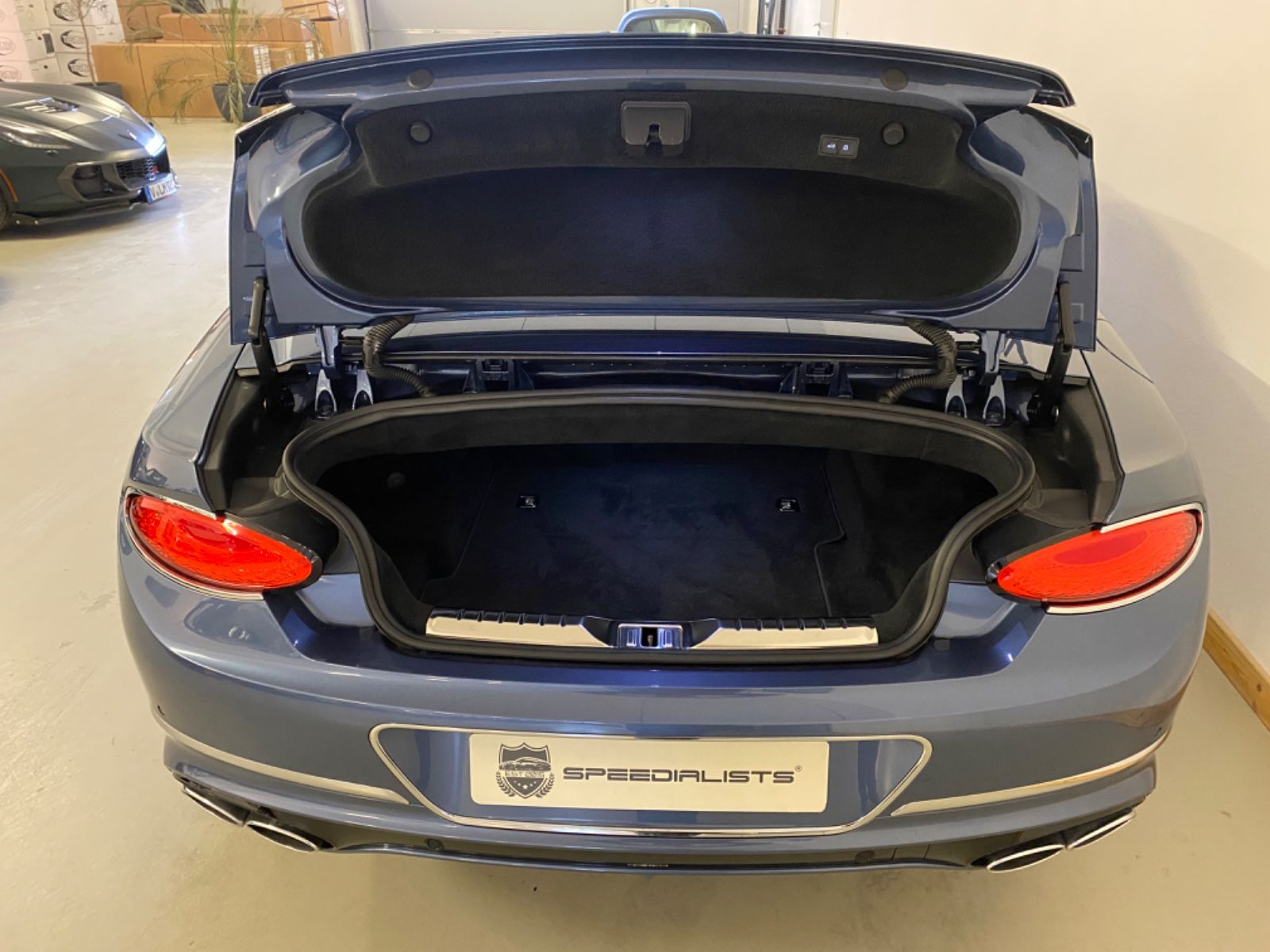 Bentley Continental NEW Continental GT Convertible V8 Azure