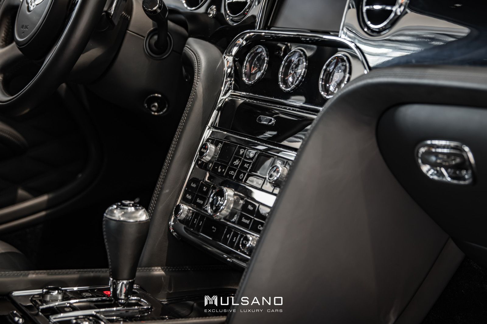 Bentley Mulsanne Mulsanne Speed THEATRE ENTERTAINMENT LED CARBON