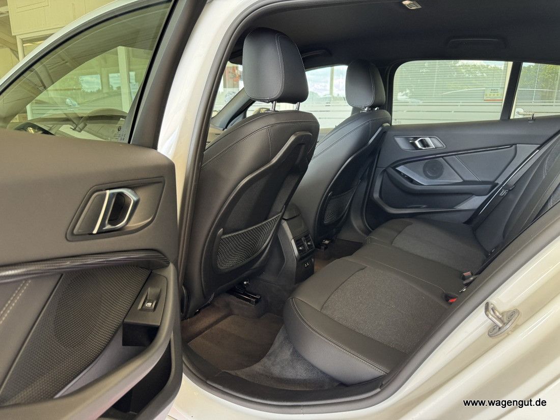 BMW 118 118i Advantage KAMERA*M-Sportfahrwerk*DAB*LED