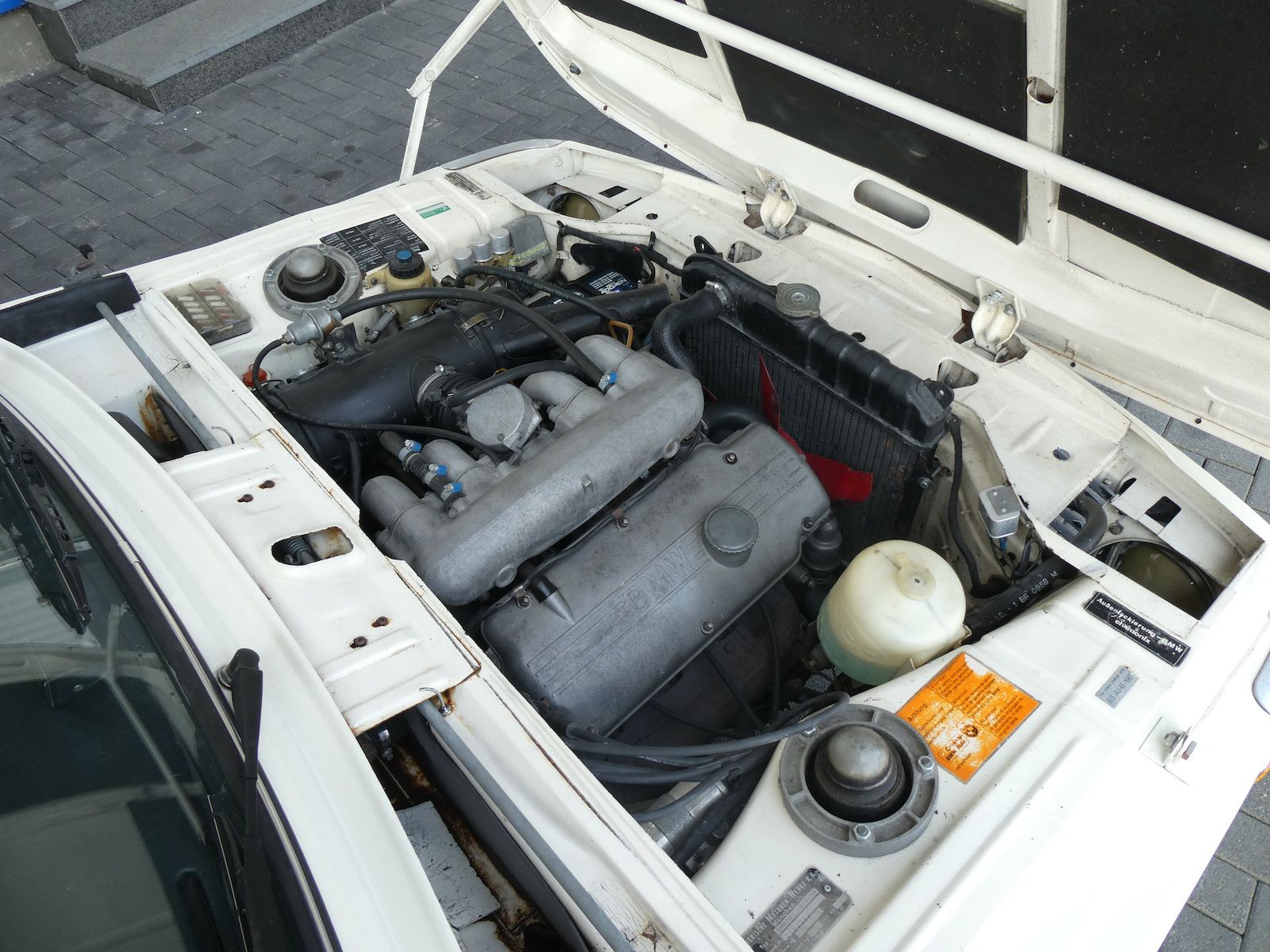 BMW 2002 2002 tii, rostfrei