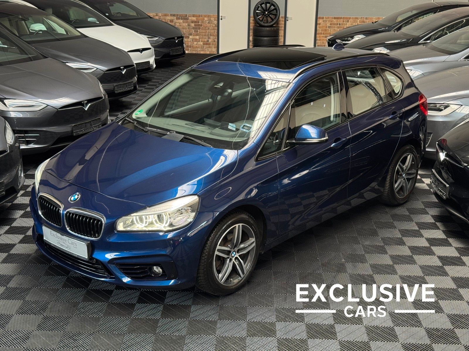 BMW 218 218d ACTIVE TOURER | HEAD-UP | LANE ASSIST |