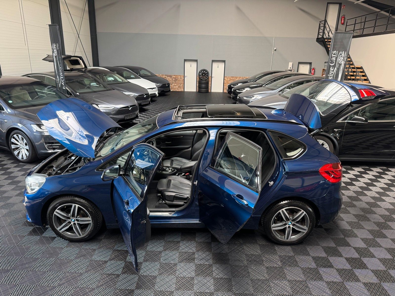 BMW 218 218d ACTIVE TOURER | HEAD-UP | LANE ASSIST |