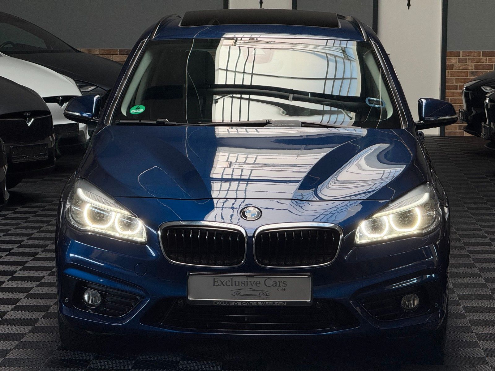 BMW 218 218d ACTIVE TOURER | HEAD-UP | LANE ASSIST |
