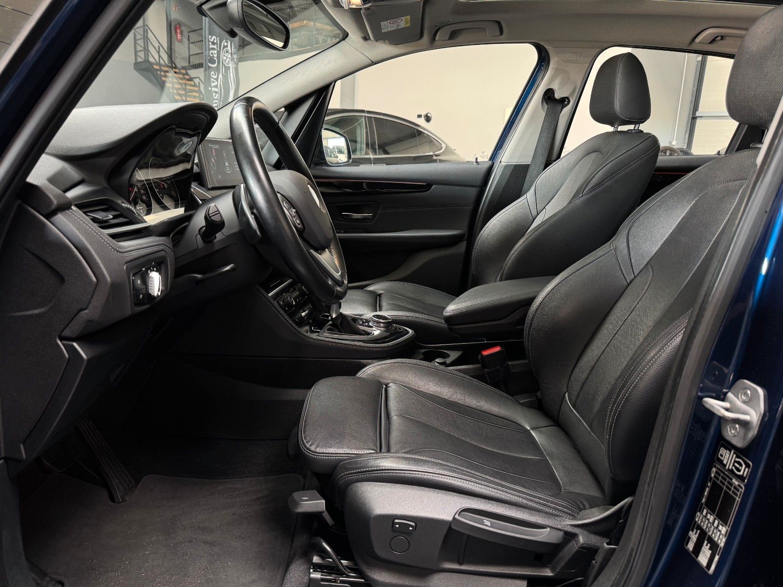 BMW 218 218d ACTIVE TOURER | HEAD-UP | LANE ASSIST |