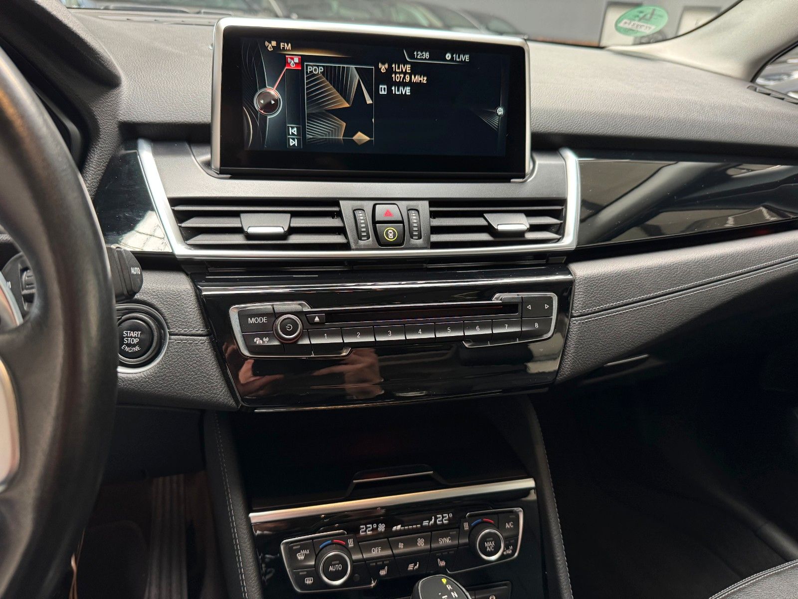 BMW 218 218d ACTIVE TOURER | HEAD-UP | LANE ASSIST |