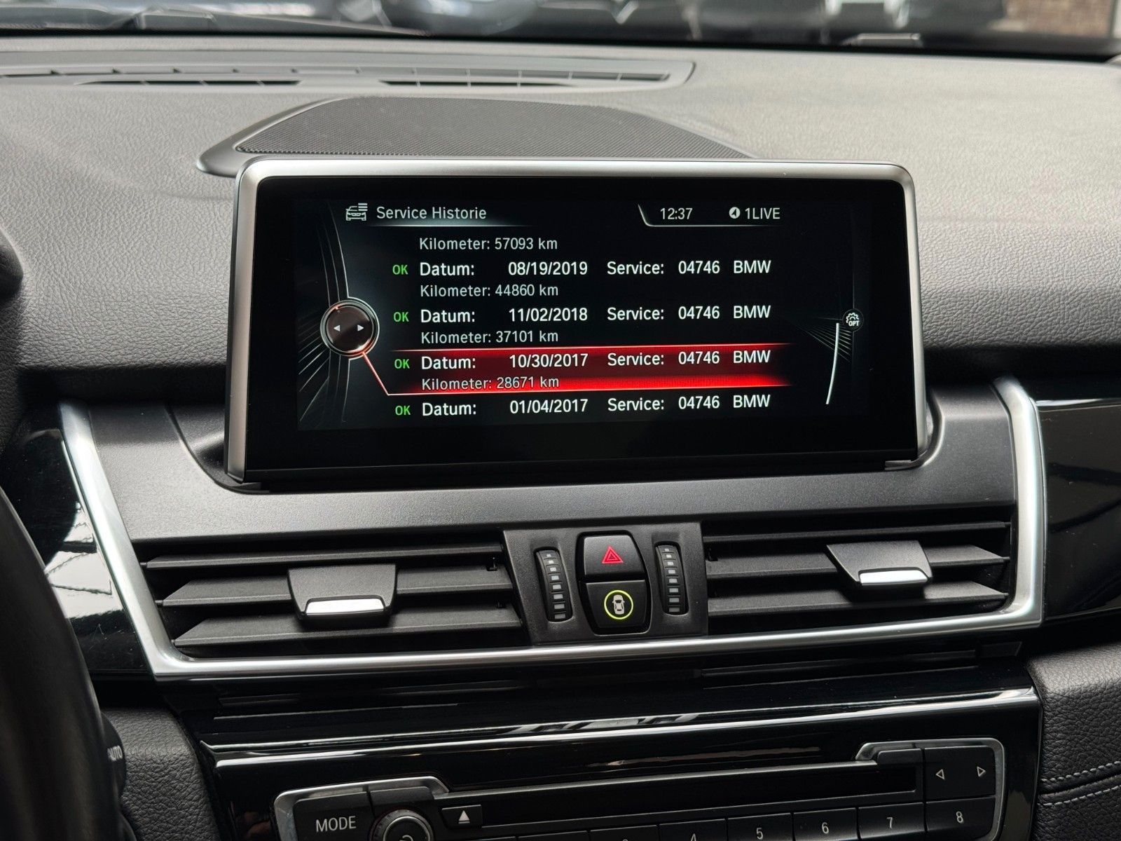 BMW 218 218d ACTIVE TOURER | HEAD-UP | LANE ASSIST |