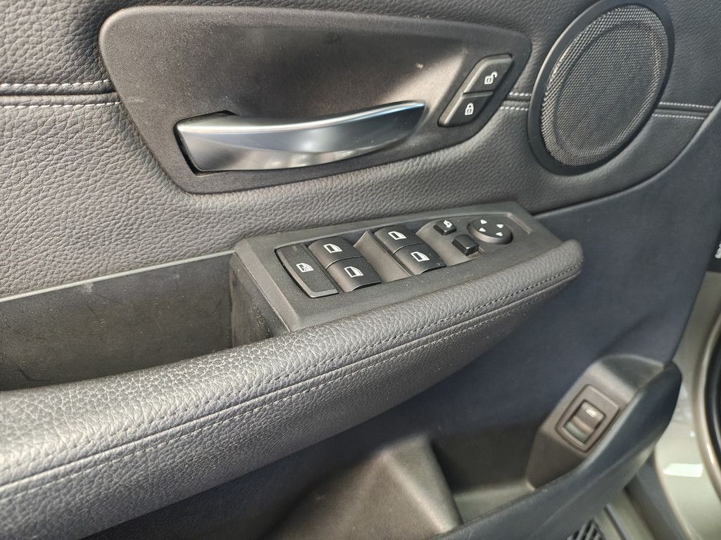 BMW 218 218i LUXURY LINE LED NAVI LEDER Kamera 17&quot;
