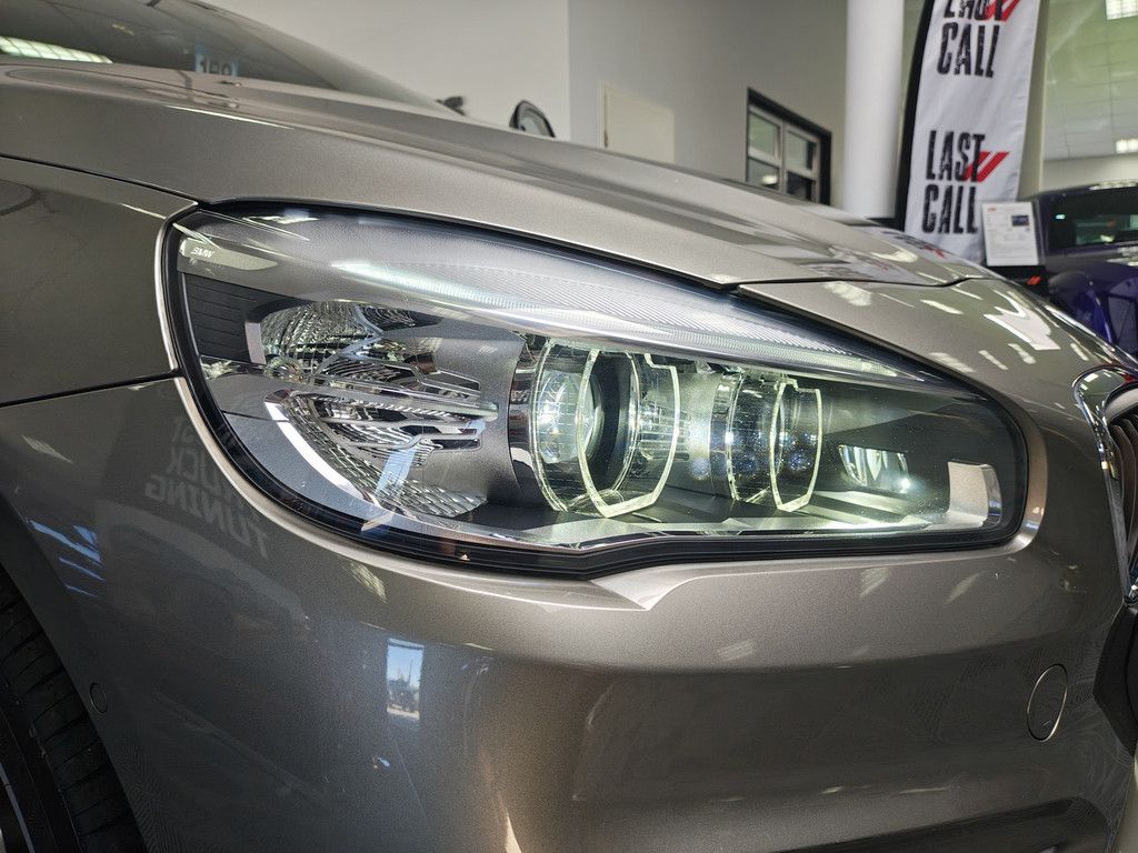 BMW 218 218i LUXURY LINE LED NAVI LEDER Kamera 17&quot;