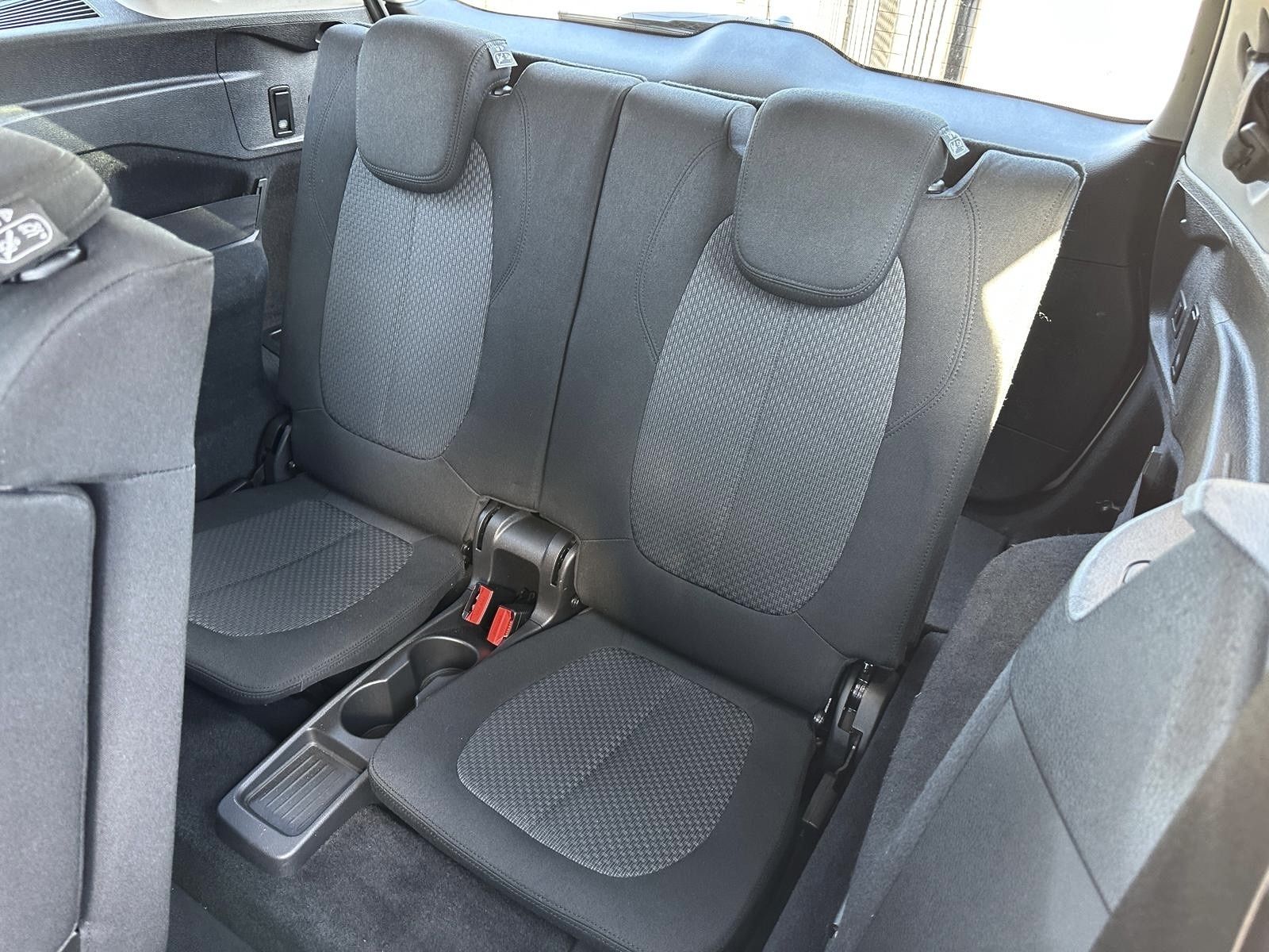 BMW 218 Gran Tourer 218 Gran Tourer i ADVANTAGE*AUT*NAVI*PANO*7-SITZ