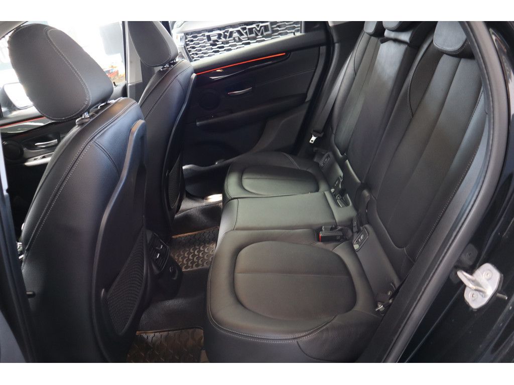 BMW 220 220d Luxury Line Leder Navi Hifi Sport 17&quot;PDC
