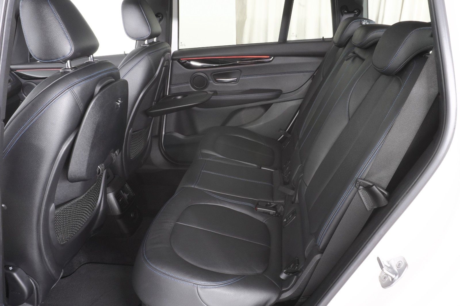 BMW 220 Gran Tourer 220 d xDrive M Sport Pano Kamera AHK LED