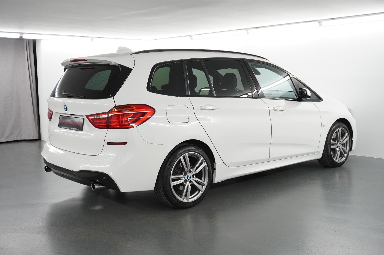 BMW 220 Gran Tourer 220 d xDrive M Sport Pano Kamera AHK LED