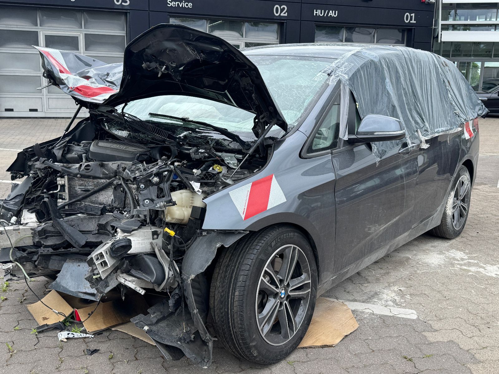 BMW 220 Gran Tourer 220d GT xDrive Sport Line Unfall