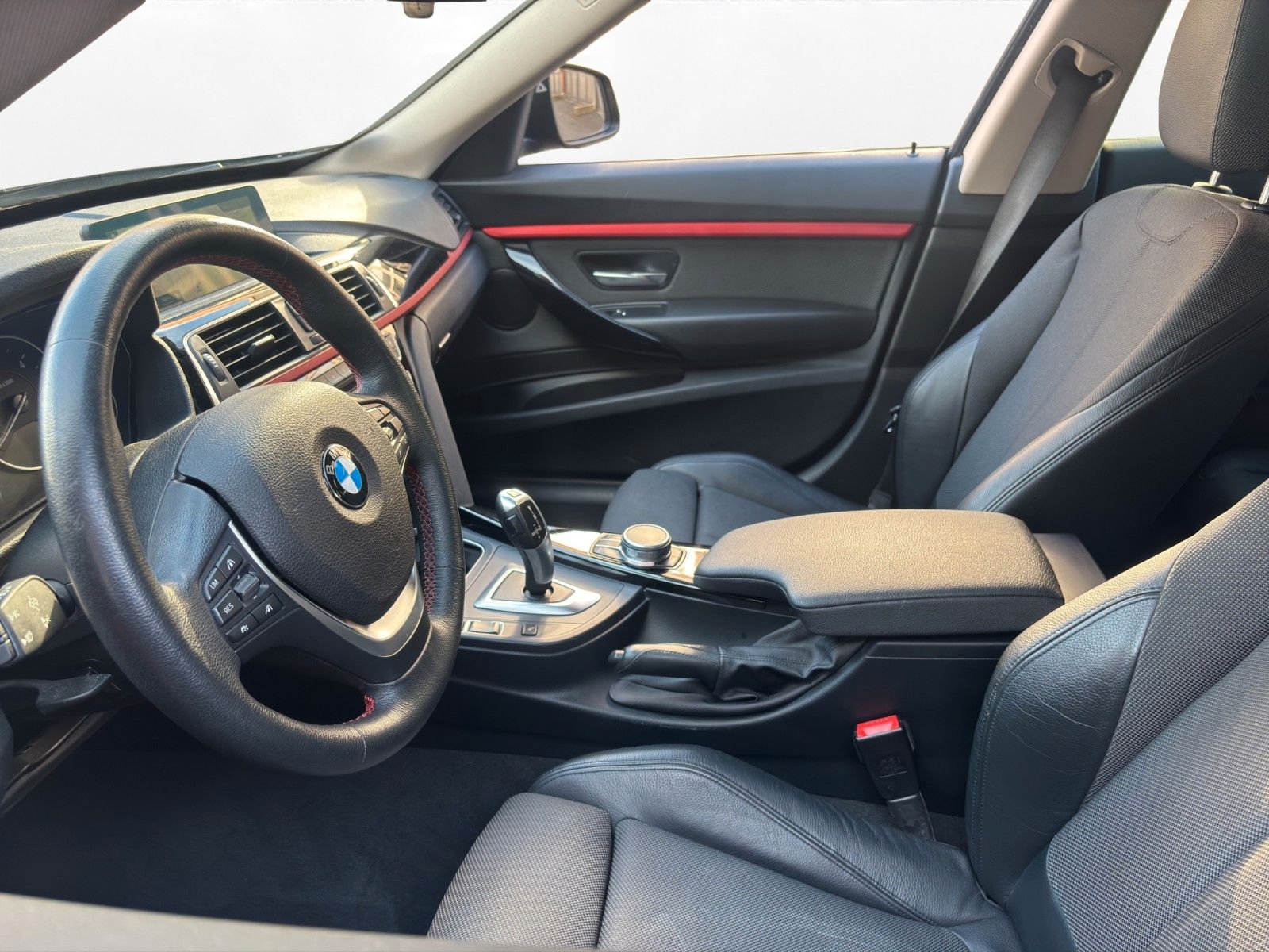 BMW 320 Gran Turismo 320 d GT xDrive Sport Line HUD LED AHK