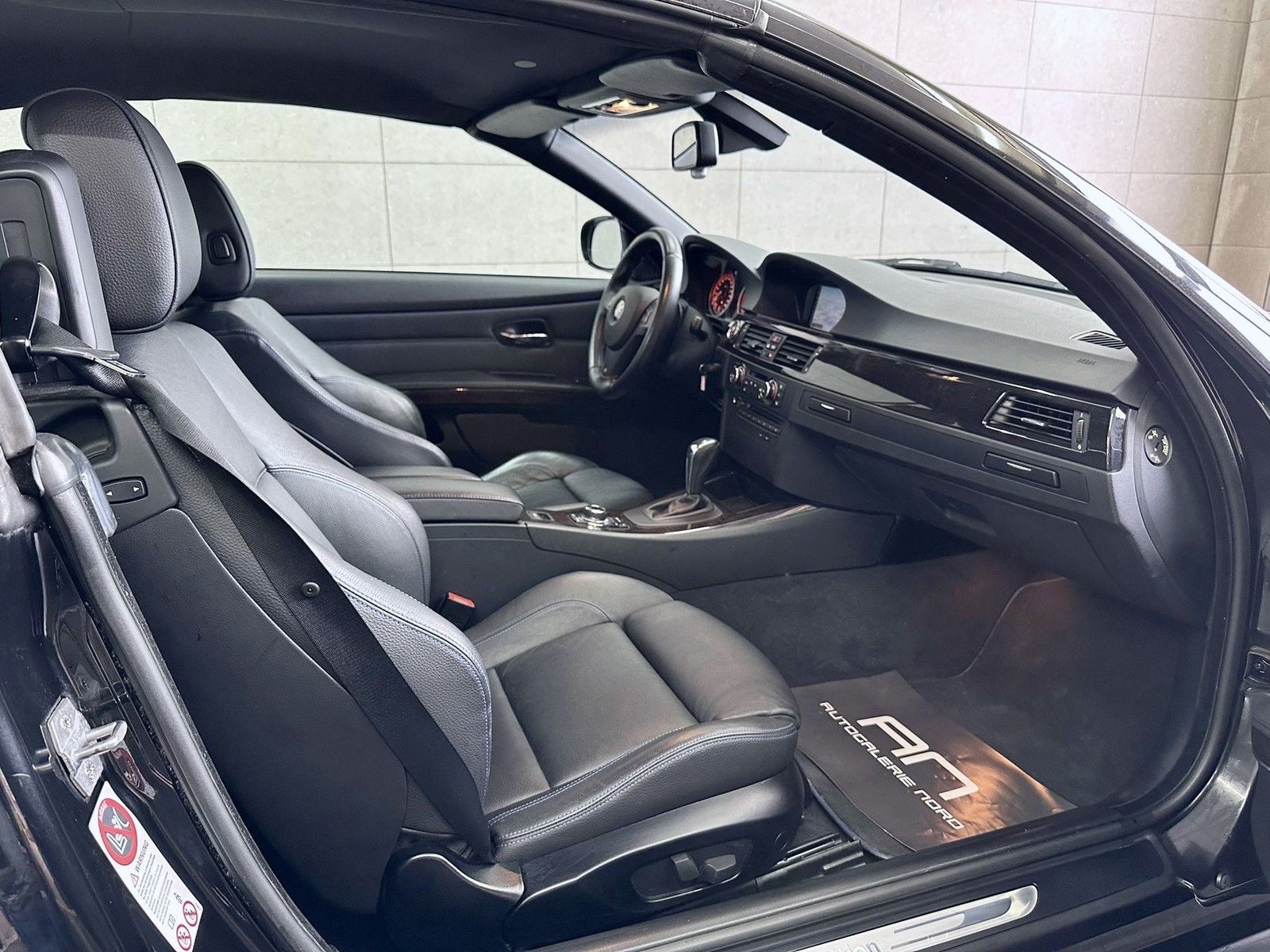 BMW 325 325d M Sport Edition 1.Hand+Sportabgas+Shadow