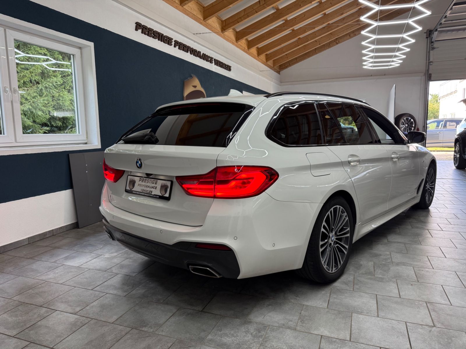 BMW 520 520 Baureihe 5 Touring 520 d M Sport