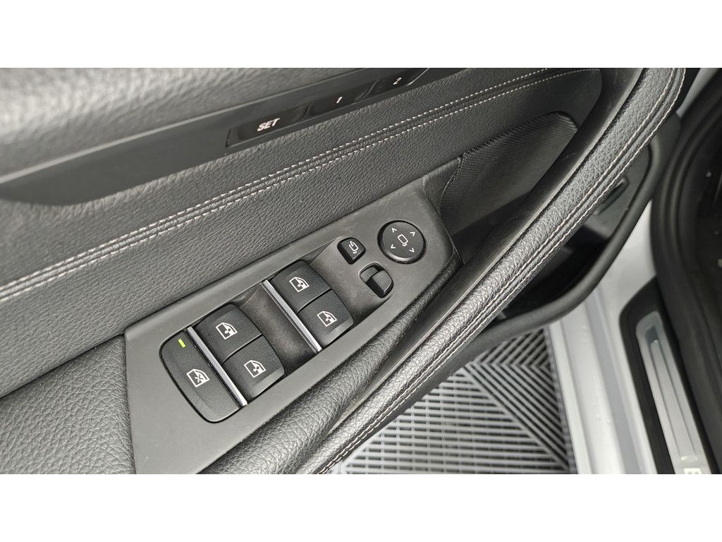 BMW 520 520 d Diesel Leder Navi HeadUp AHK Hifi 360