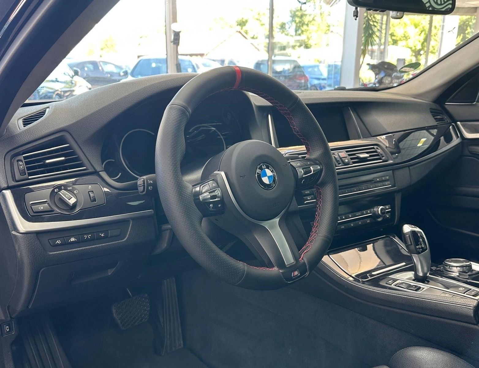 BMW 520 520 d Limo AUTOM*DRIVING ASSIST*DIGITALTACHO*AHK