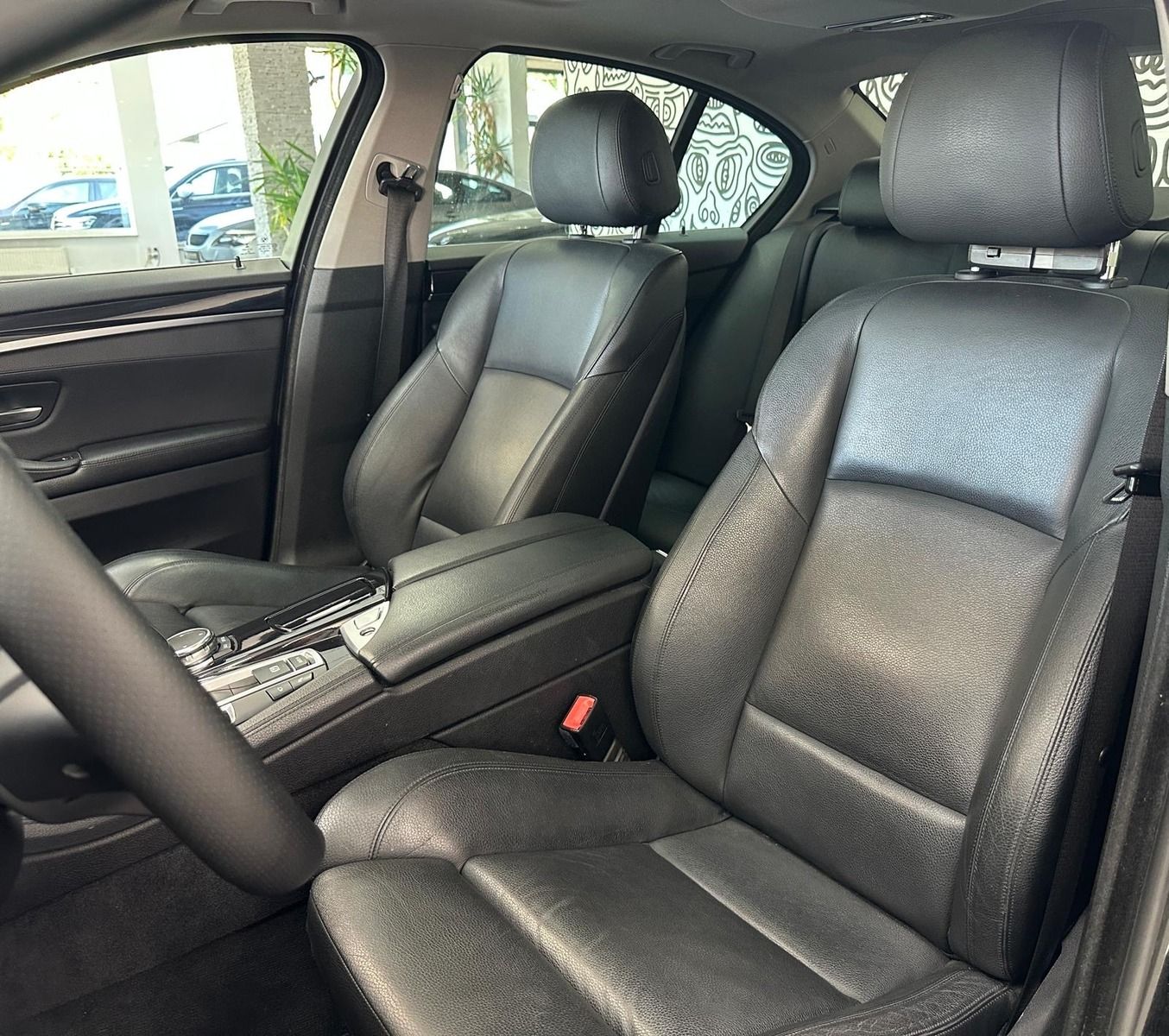 BMW 520 520 d Limo AUTOM*DRIVING ASSIST*DIGITALTACHO*AHK