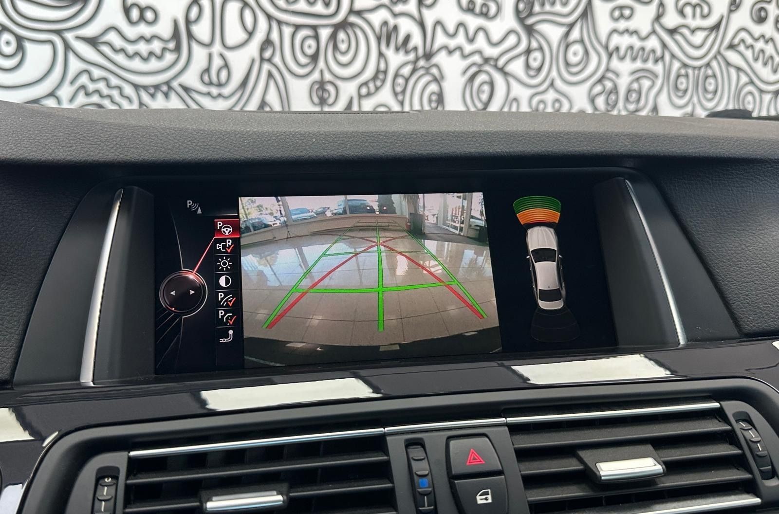 BMW 520 520 d Limo AUTOM*DRIVING ASSIST*DIGITALTACHO*AHK