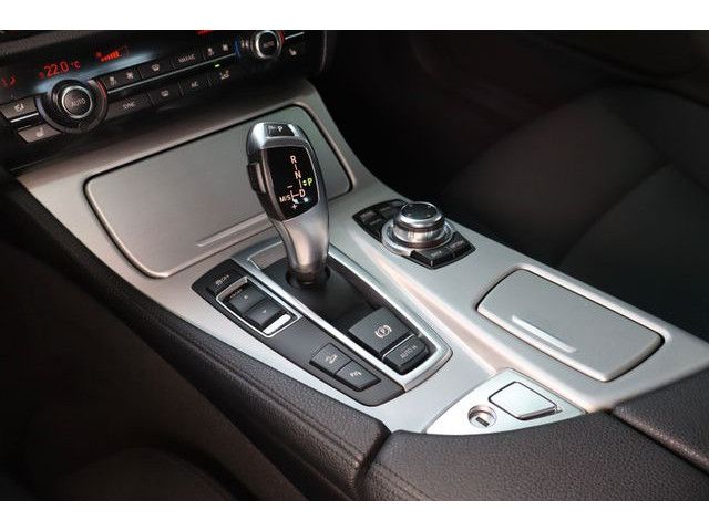 BMW 528 528i xDrive Head-Up HiFi Facelift 18&quot;Navi Xenon
