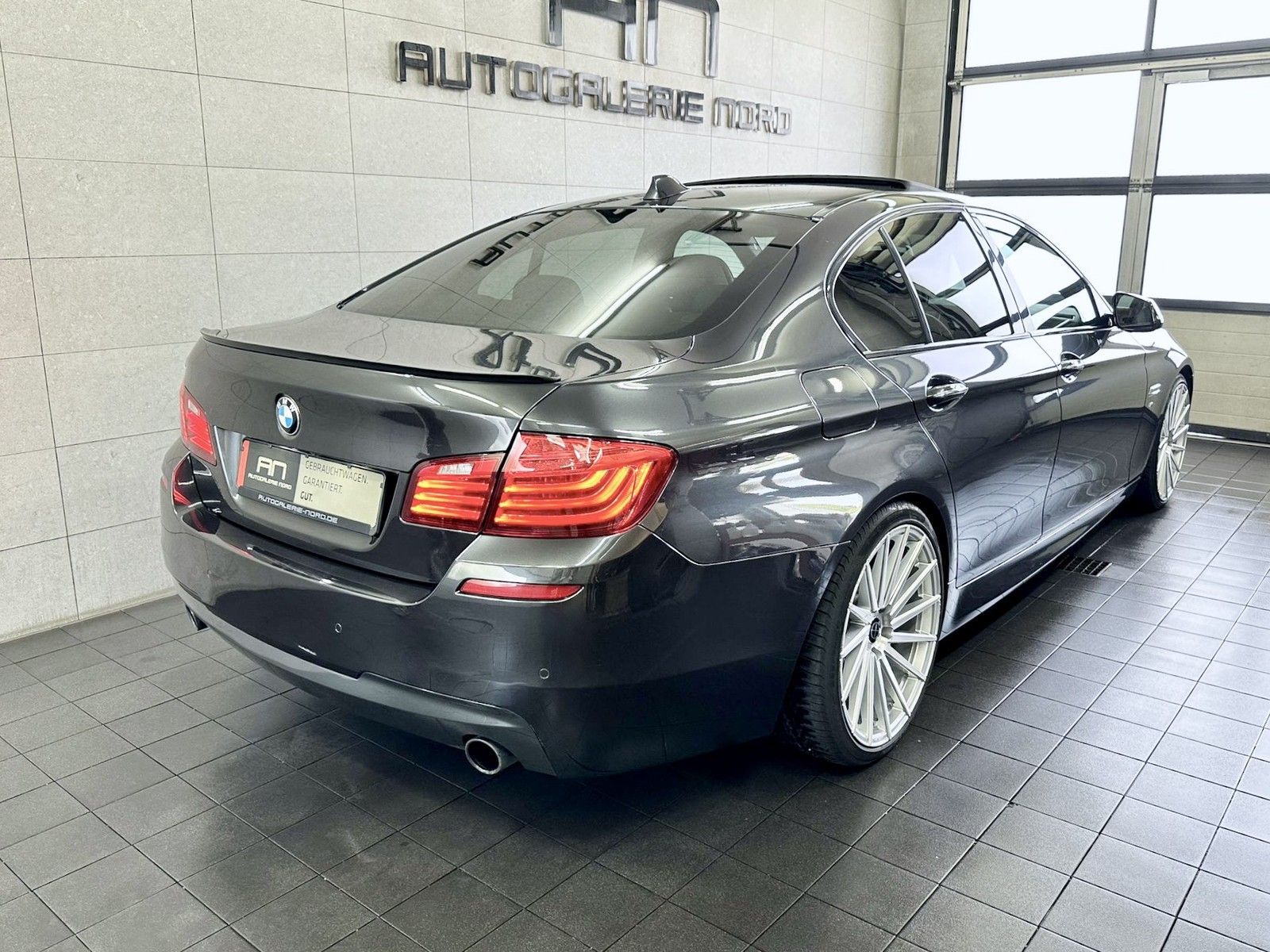 BMW 535 535 d xDrive M Sportpaket - Full Options