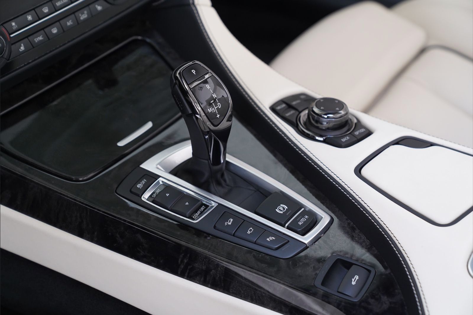 BMW 640 640i xDrive Cab M Sport LED HeadUp 360°Cam HiFi
