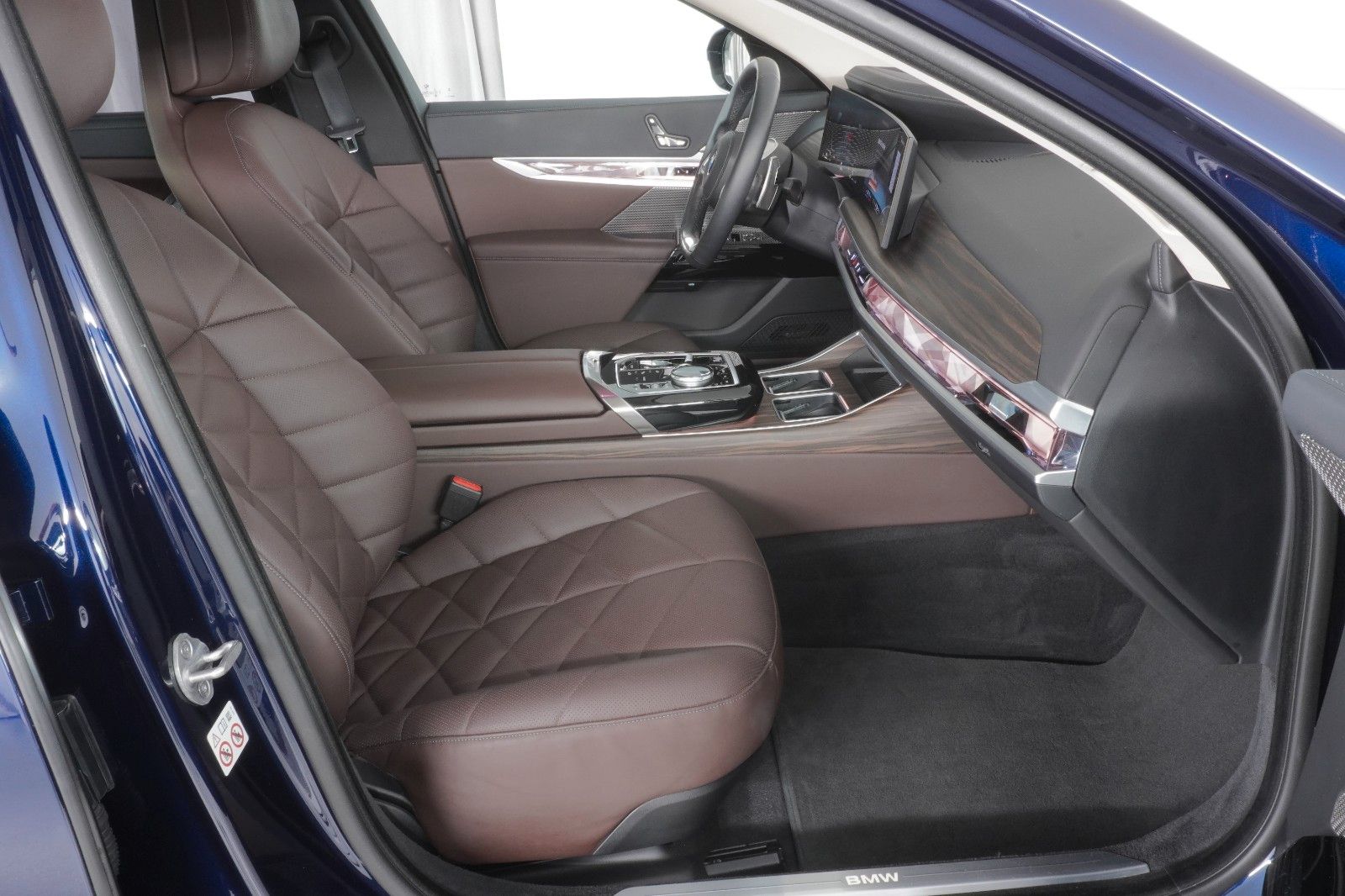BMW 740 740 d xDrive Design Pure Excellence Innovation