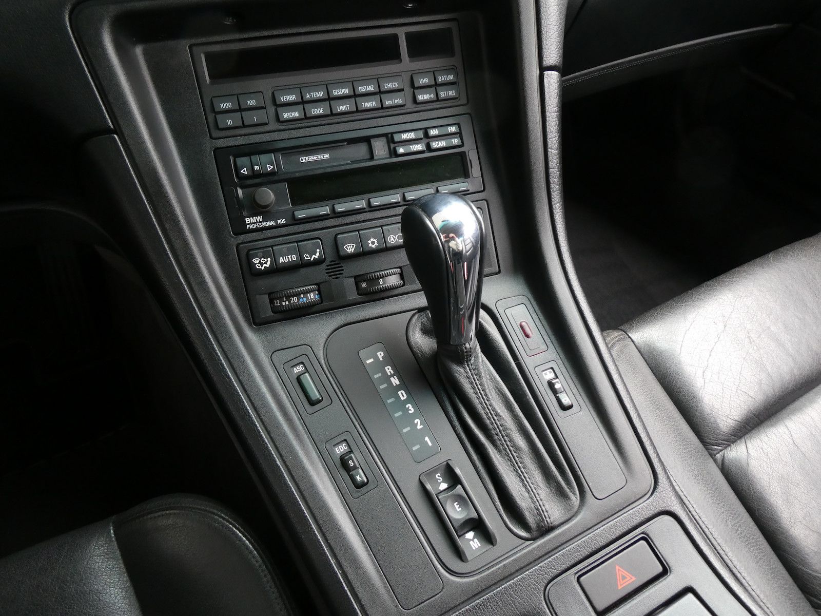 BMW 850 850i (E31), deutsche Erstauslieferung
