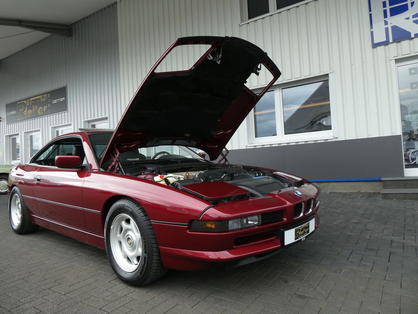 BMW 850 850i (E31), deutsche Erstauslieferung