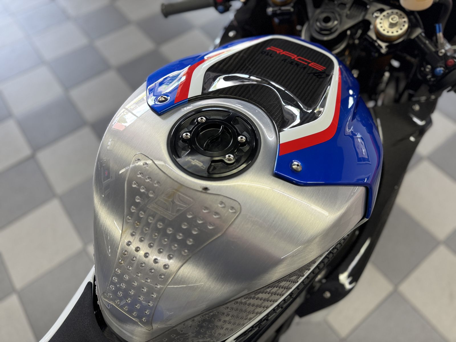BMW HP4 Race nur Hobbyeinsatz*Sturzfrei*Service neu
