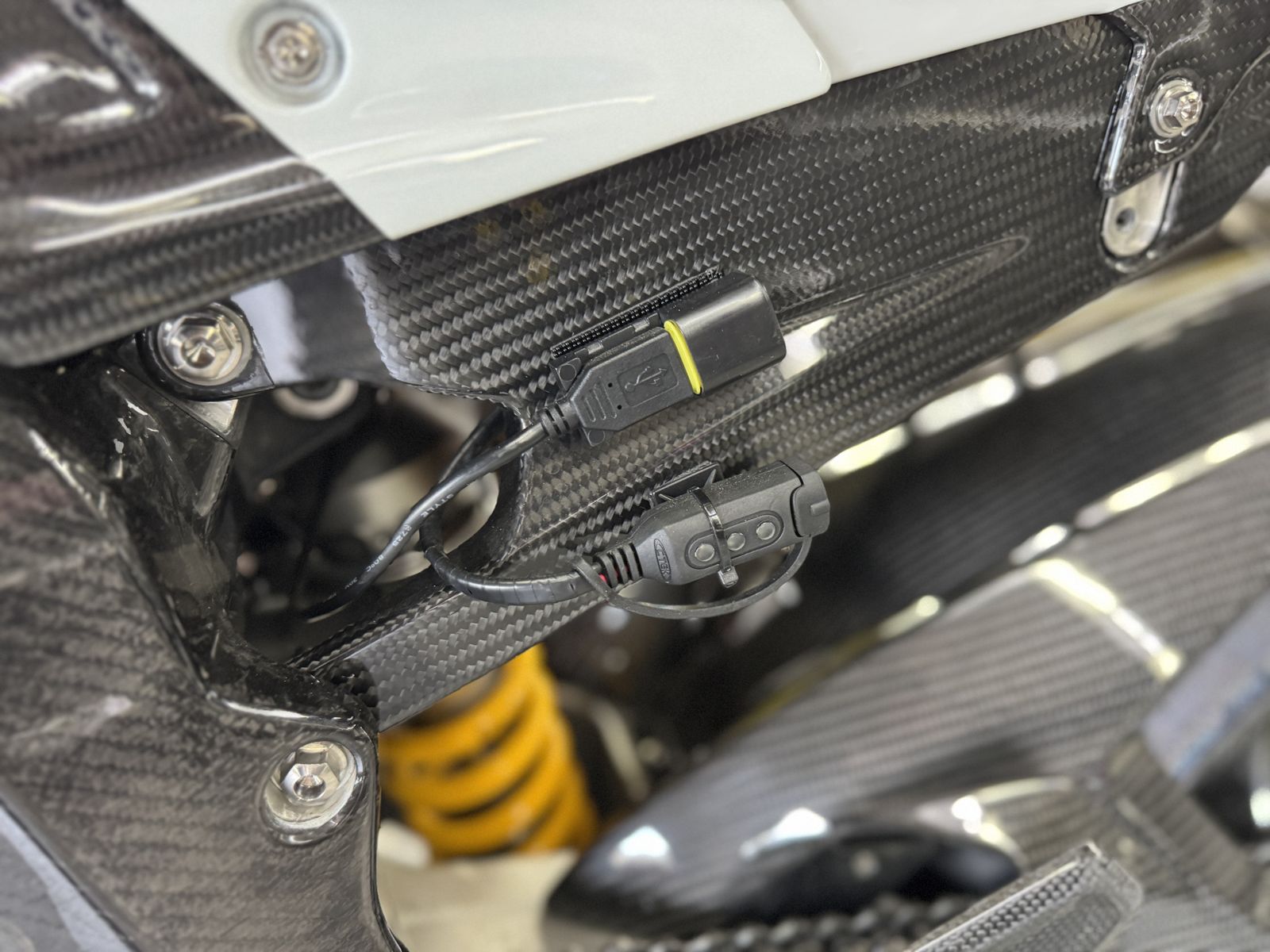 BMW HP4 Race nur Hobbyeinsatz*Sturzfrei*Service neu