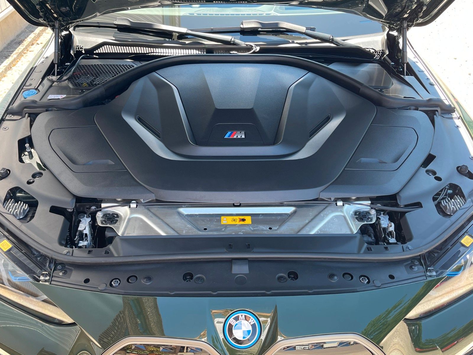 BMW i4 M50 Gran Coup,Glasdach,Laserlicht,IconicSoun