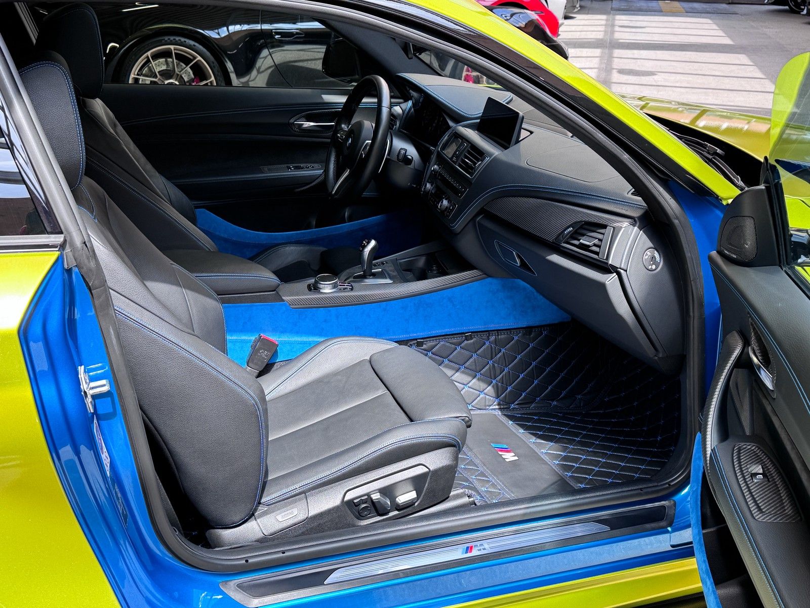 BMW M2 M2 Carbon+M Drivers Pack+H/K-Soundsys.