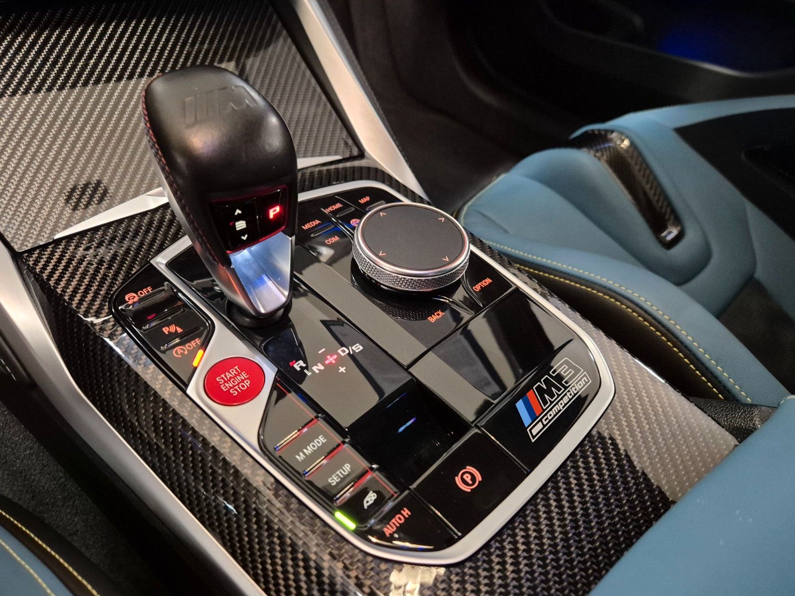 BMW M3 M3 Lim. xDrive Competition,Carbon Schalensitze