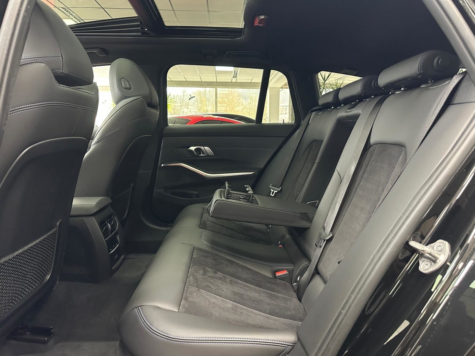 BMW M340d M340d xDrive T PANO*ACC*AHK*LED*KAM*TOTW*SHADOW*