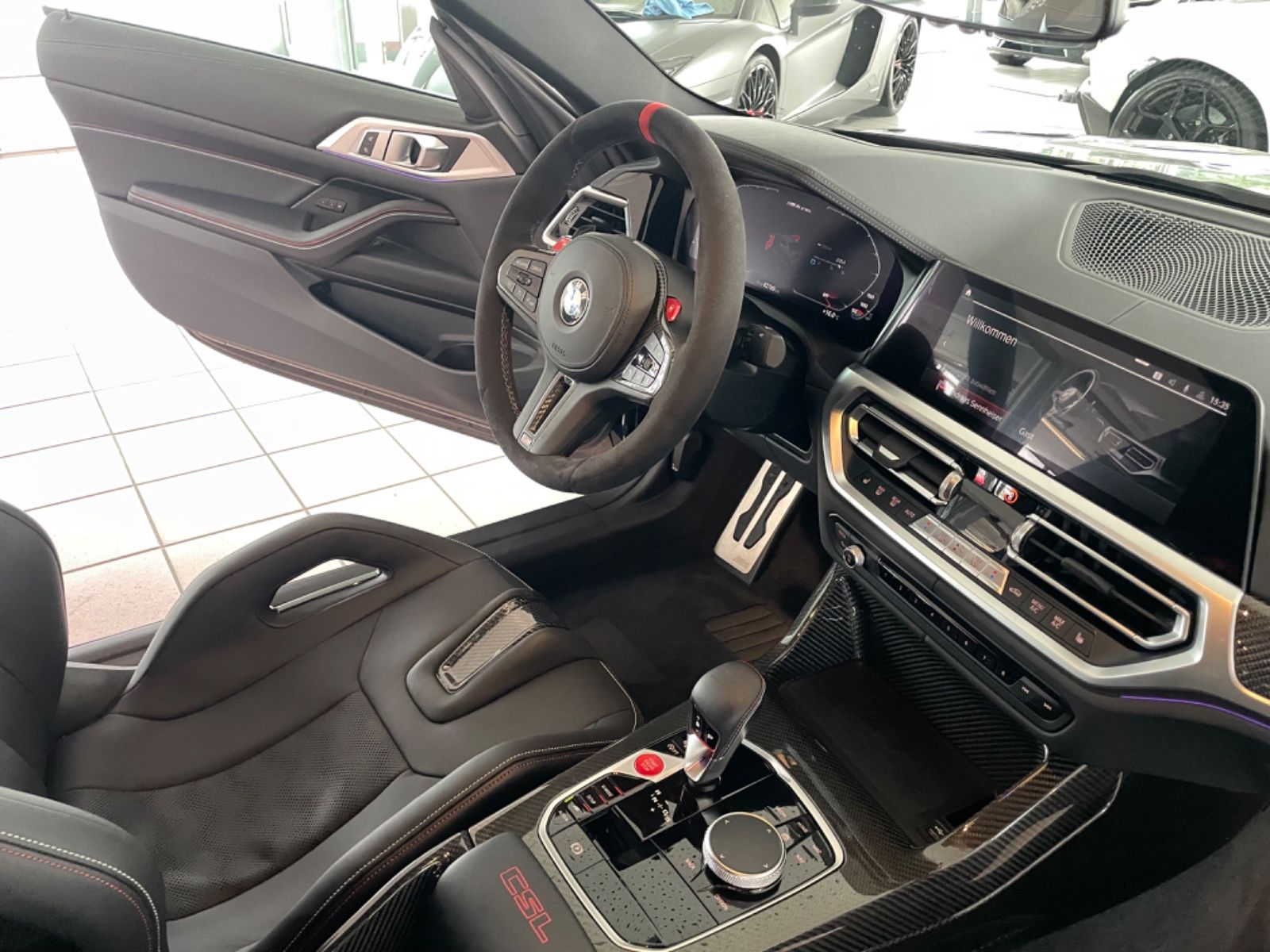 BMW M4 M4 CSL HUD/DRIVINGASSIST/TRIPLEBLACK
